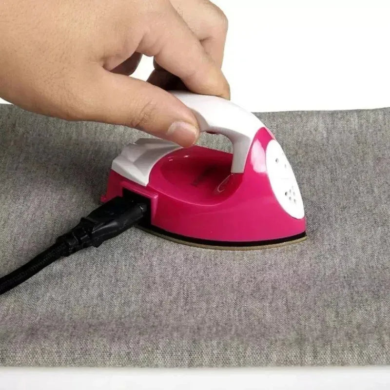 PressPal – Dual Voltage Portable Mini Iron