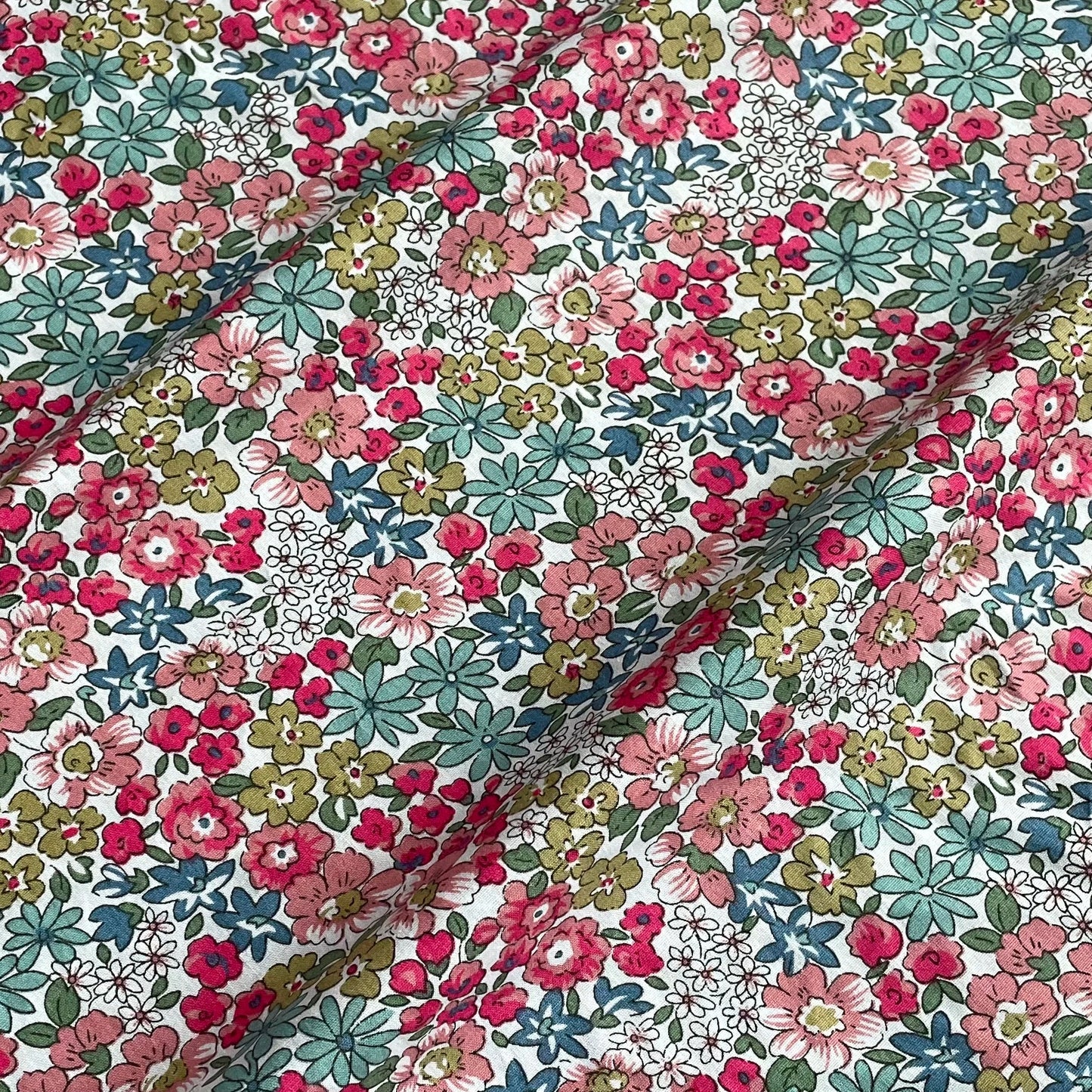 FloralCloth – Cotton Digital Print Fabric