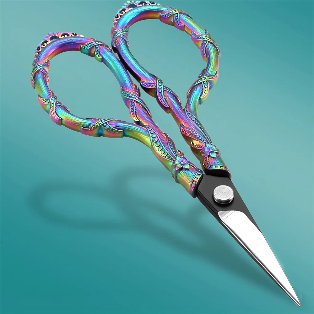 Trimora – Vintage Mini Embroidery Scissors