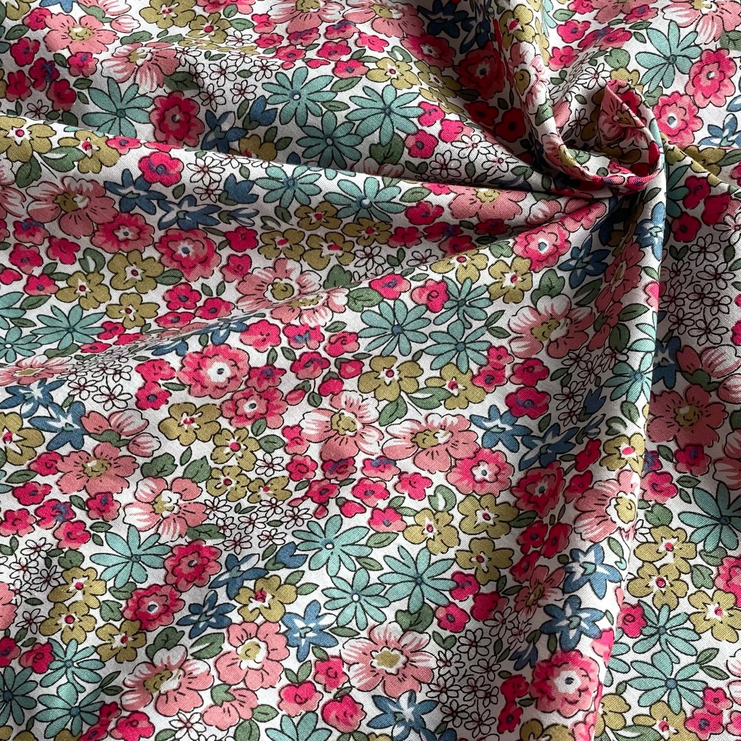 FloralCloth – Cotton Digital Print Fabric