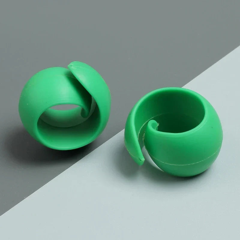 SpoolHug – Silicone Thread Spool Hugger Ring Set