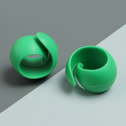 SpoolHug – Silicone Thread Spool Hugger Ring Set