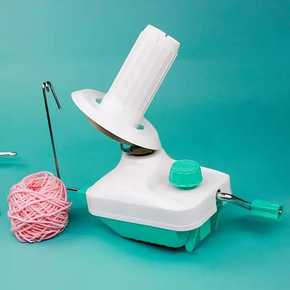 YarnCrank – Manual Wool Ball Winder