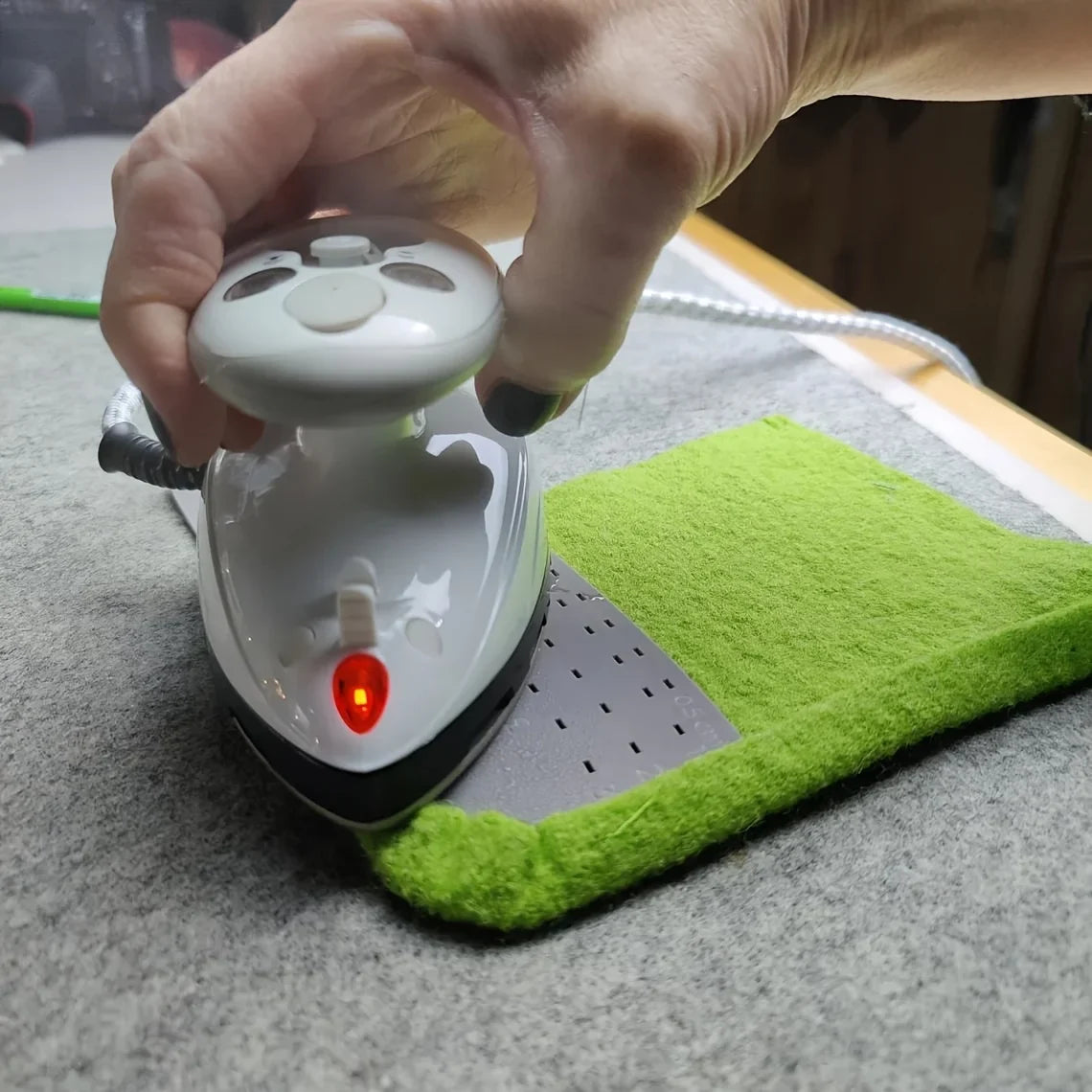 HemAlign – Acrylic Hemming & Stitch Marking Tool