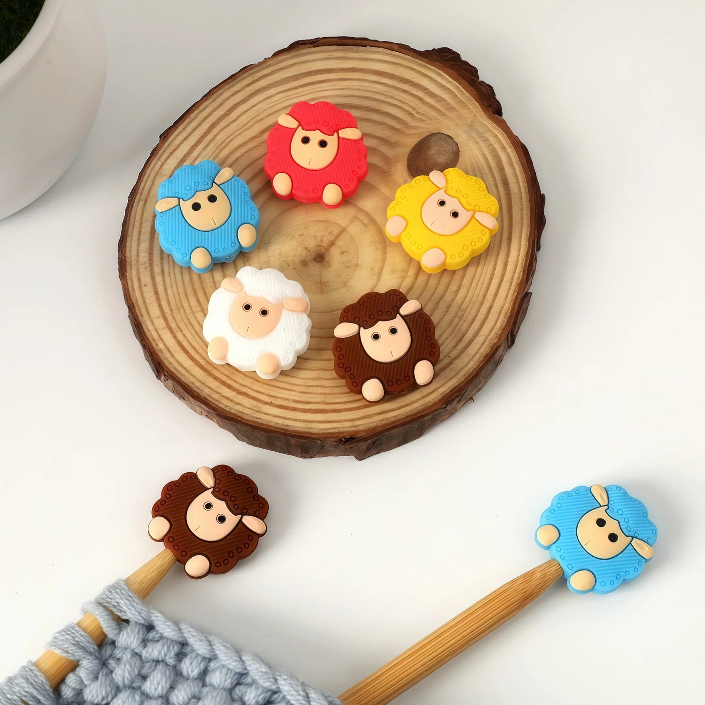 NeedleLock – Knitting Needle Stopper Caps Set