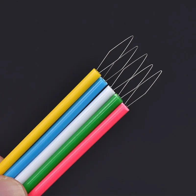 Threadique – Colorful Needle Threader Sewing Tool