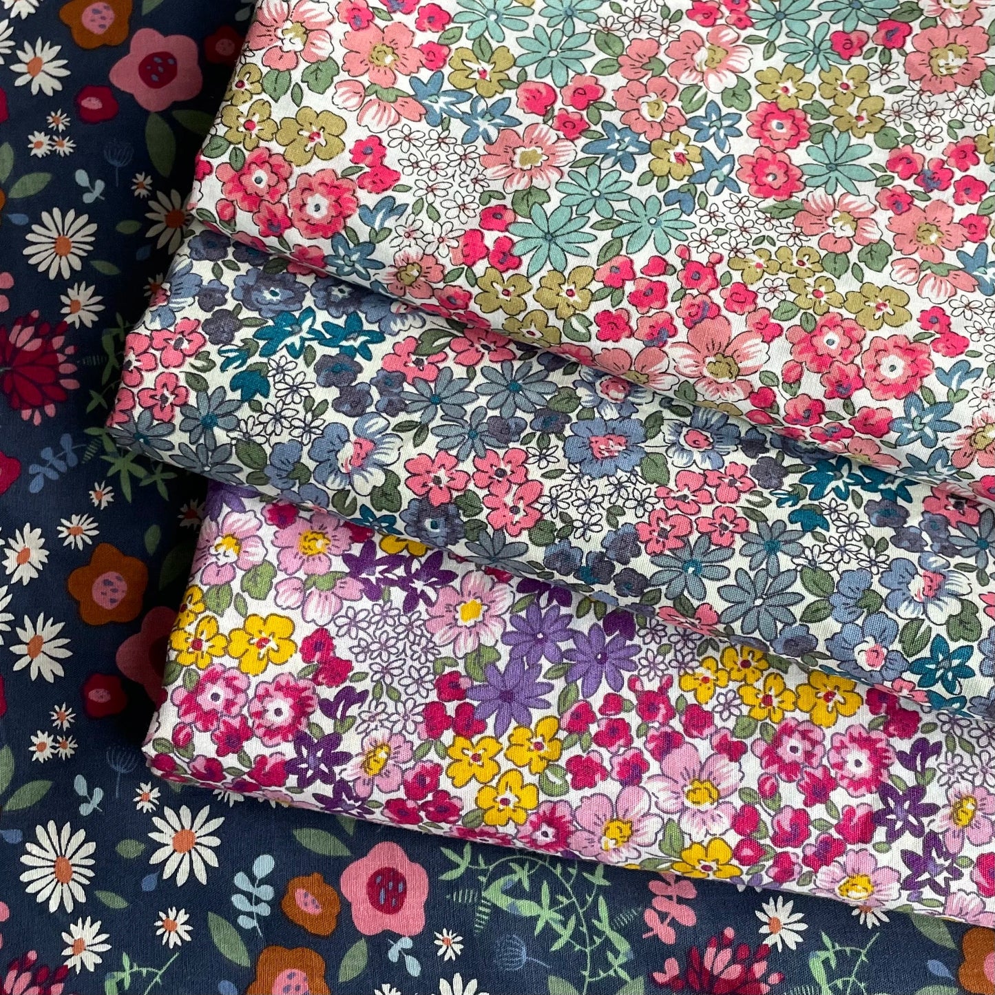FloralCloth – Cotton Digital Print Fabric
