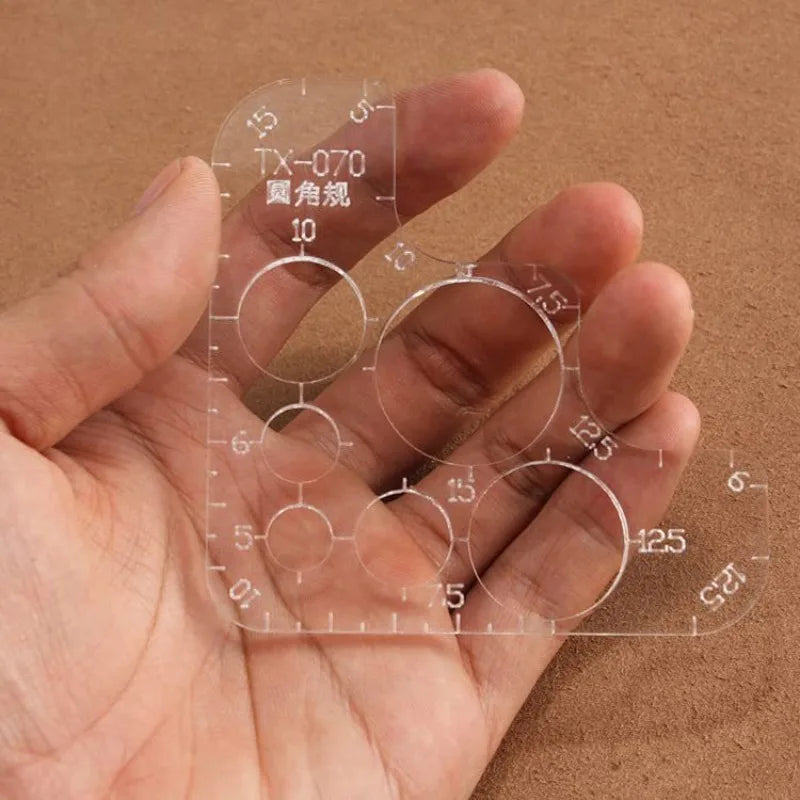 PatchCurve – Acrylic R-Shaped Corner Cutter Template