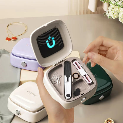 MagStitch – Magnetic Mini Sewing Kit