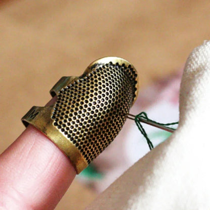 StitchProtect – Retro Sewing Thimble