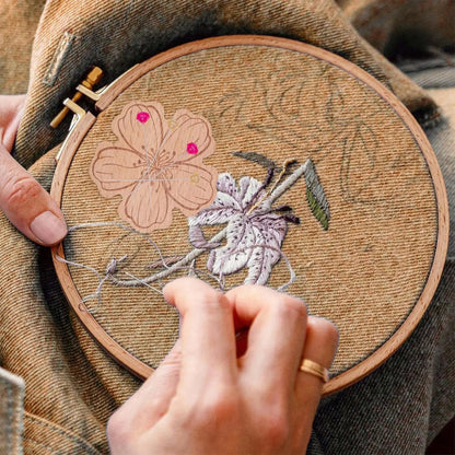 Needlix – Wooden Needle Magnet Minder