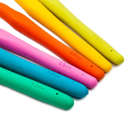 Crochevia – Ergonomic Crochet Hooks Storage & Tool Set