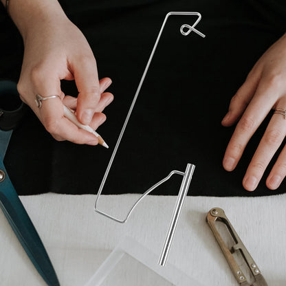 SpoolRise – Single Cone Thread Holder for Sewing Machines