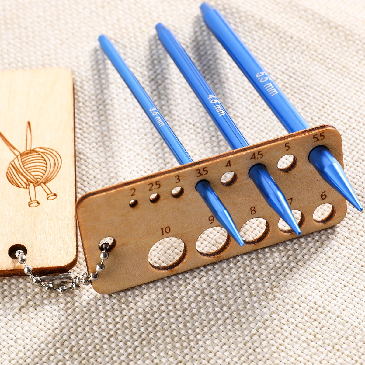 StitchScale – Natural Wooden Knitting Needle Gauge Ruler