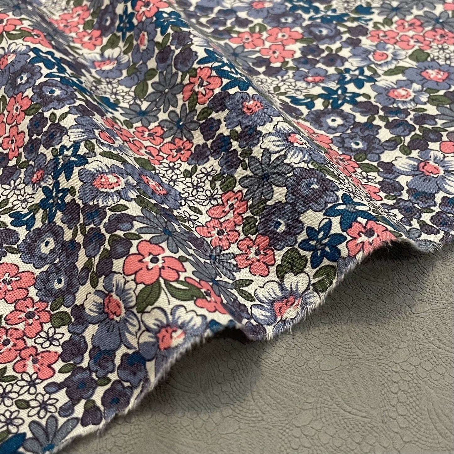 FloralCloth – Cotton Digital Print Fabric